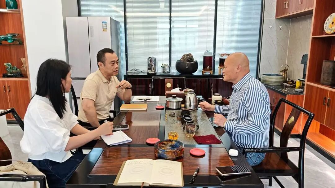 市场监督管理局尹伟深科长一行走访东莞诺威检测认证有限公司